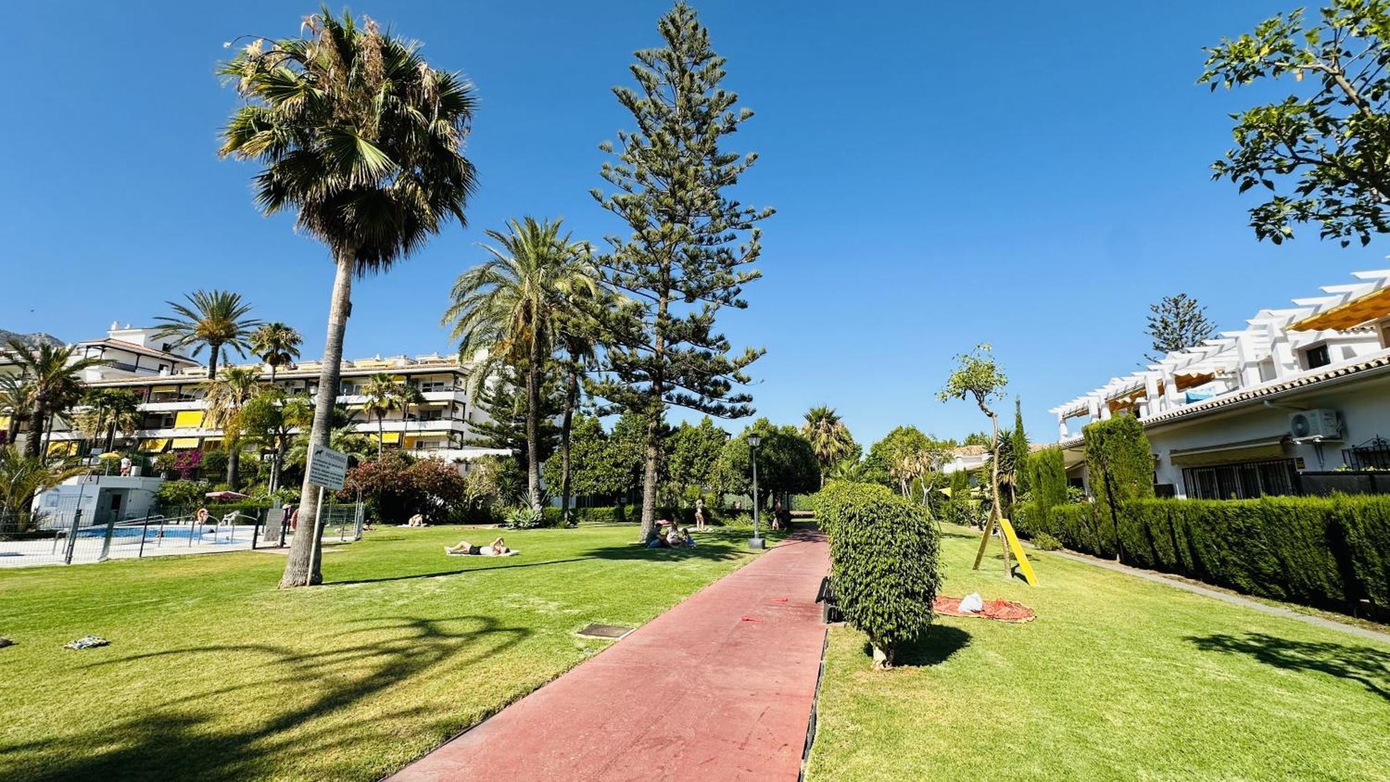 Marbella Studio Golden Mile Екстер'єр фото